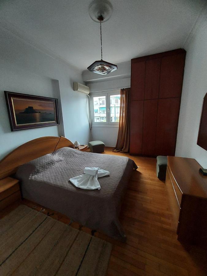 Pasalimani Long Beach Piraeus Luaran gambar
